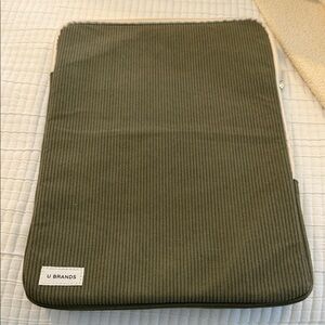U Brands Green Tablet Cover